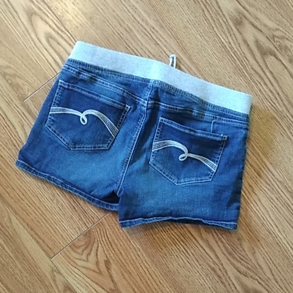 Justice Denim shorts - Picture 2 of 3